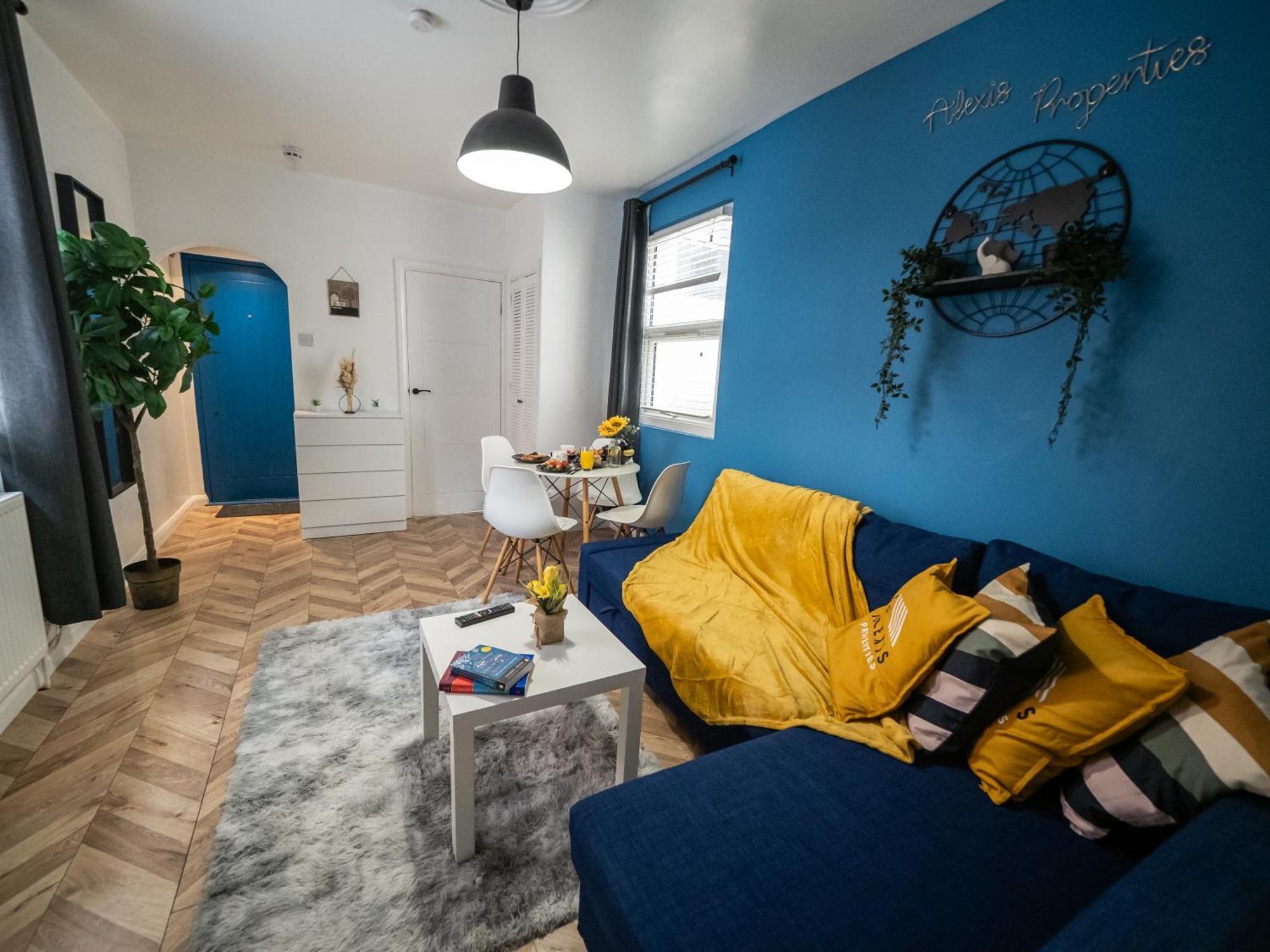 Apartament Seaside Retreat: Luxury 1-Bed, Free Parking Portsmouth Zewnętrze zdjęcie